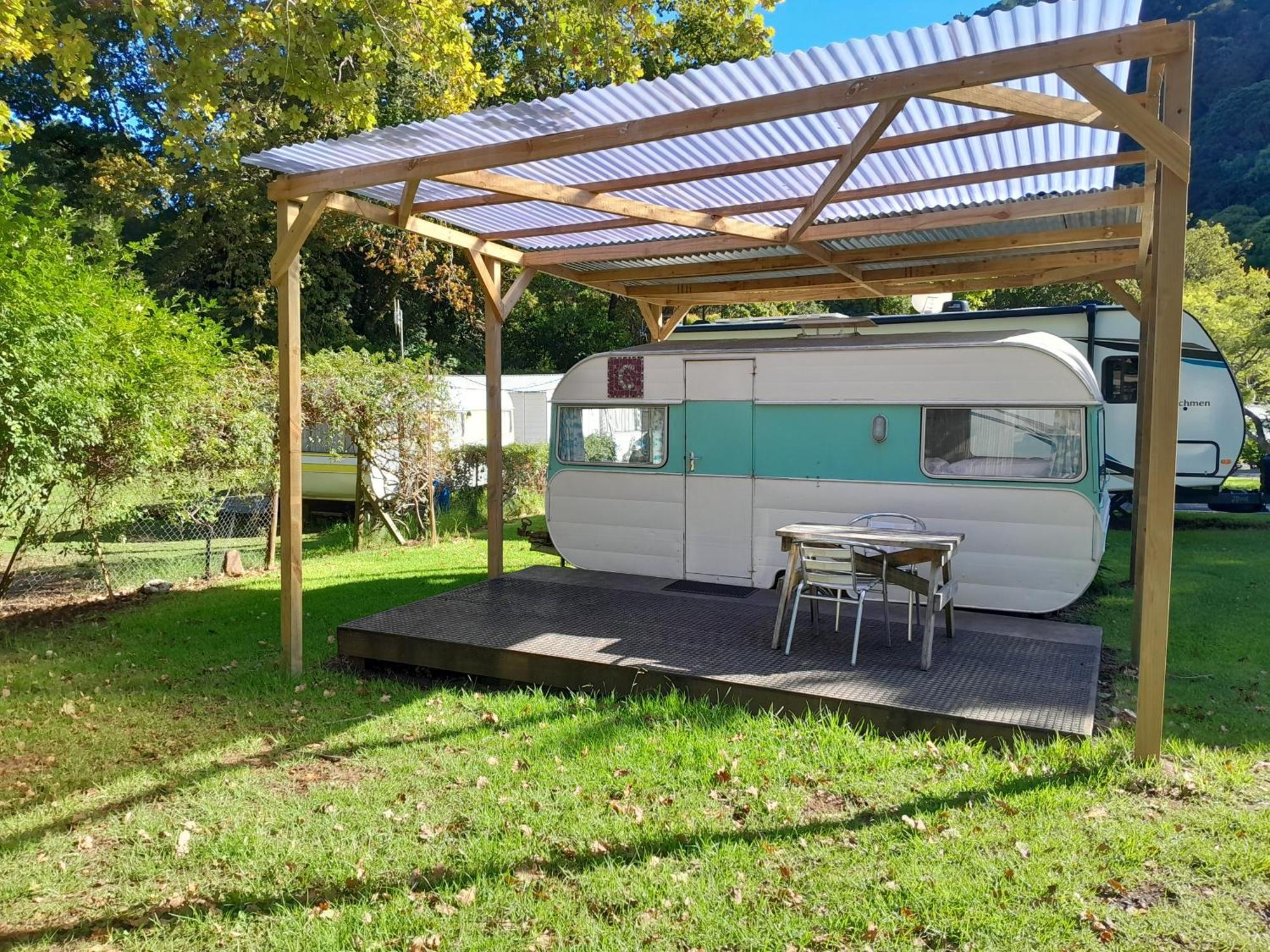 Dickson Holiday Park Thames Eksteriør billede